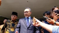 Menteri Perdagangan Zulkifli Hasan (Zulhas) menyatakan bahwa TikTok diperbolehkan untuk bergabung bersama PT Goto Gojek Tokopedia.