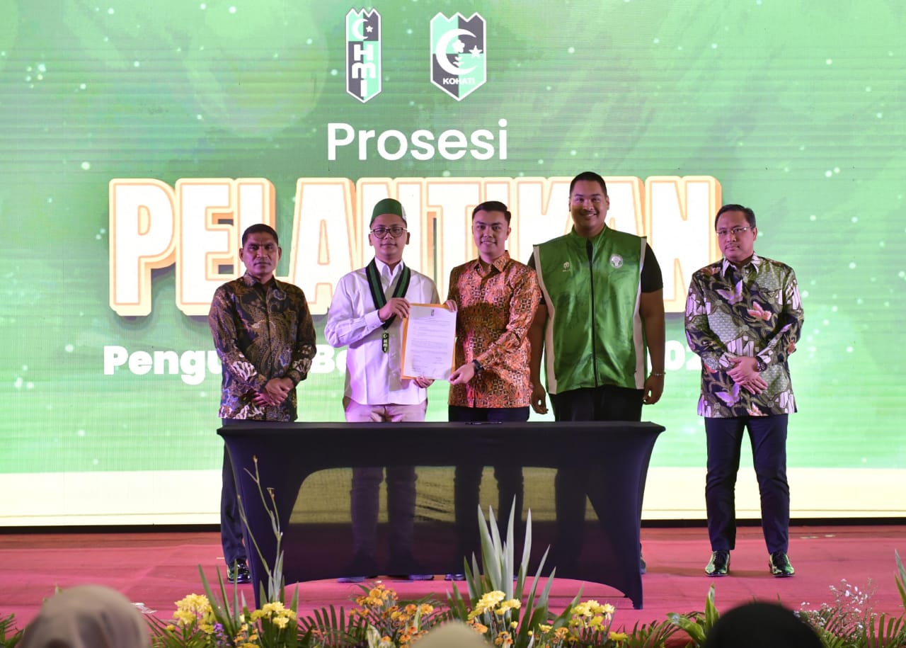 Menteri Pemuda dan Olahraga Republik Indonesia (Menpora RI) Dito Ariotedjo hari Rabu (24/1) malam menghadiri pelantikan Pengurus Besar HMI dan Korps HMI Wati (KOHATI) Periode 2024-2026 di Aula Buya Hamka Masjid Al Azhar, Jakarta.
