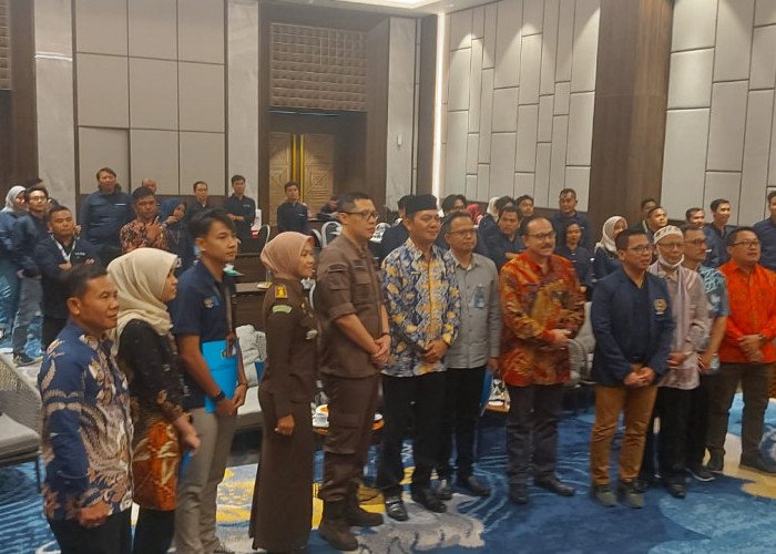 PT Bank Negara Indonesia (Persero) Tbk dan PT ASDP Indonesia Ferry (Persero) dukung penuh. Program Uji Kompetensi Wartawan (UKW) PWI Pusat bersama Kementerian BUMN yang saat ini diselenggarakan di PWI Provinsi Bengkulu. (PWI)