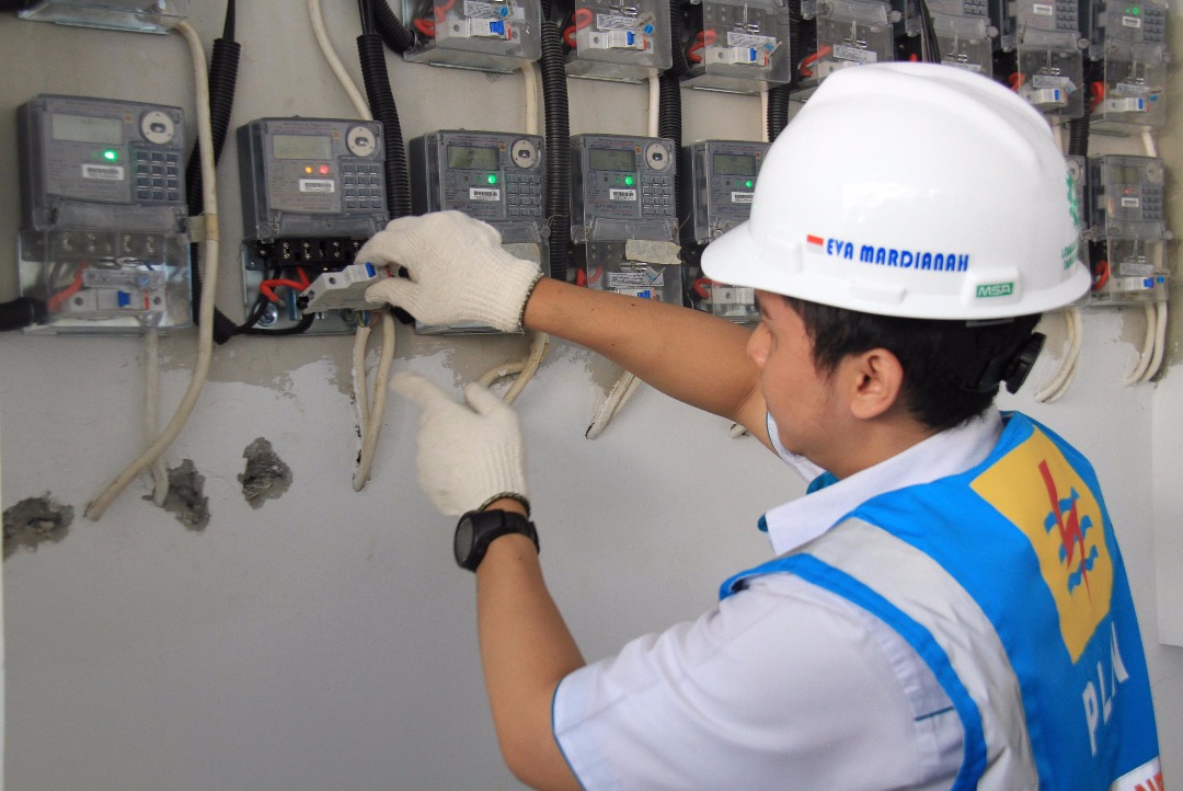 https://setkab.go.id/131-600-rumah-tangga-nikmati-akses-pasang-listrik-gratis-di-tahun-2023/