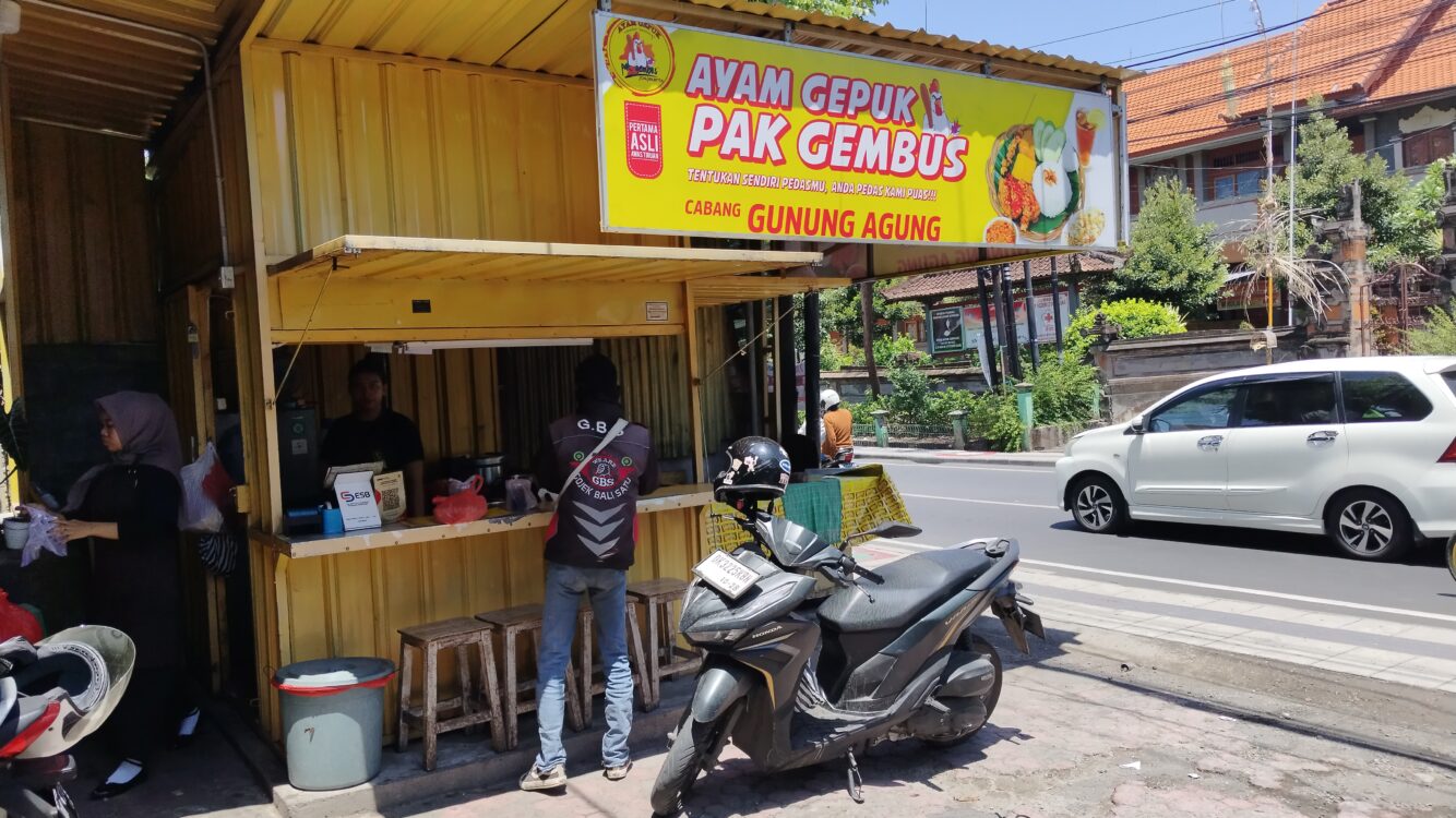 Gunung Agung by suarapancasula