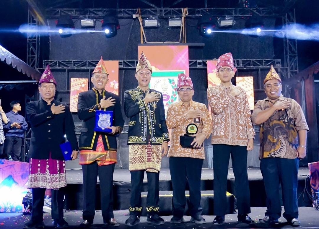 WhatsApp Image 2025-11-01 at 10.44.34