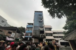 Kebakaran-Terra-Drone-Tito-Perintahkan-Evaluasi-Izin-Gedung-di-Jakarta-860x645