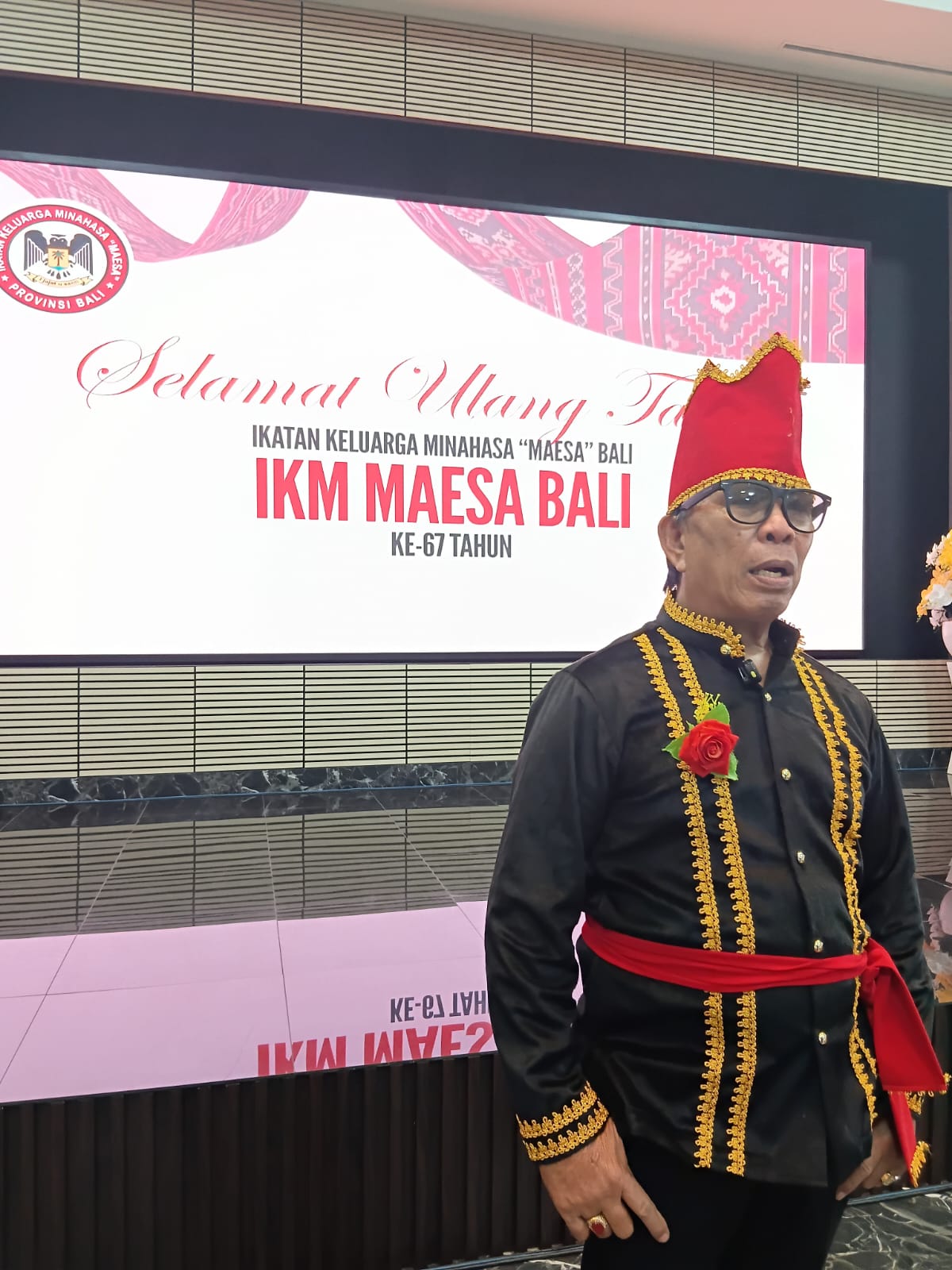 Benyamin Ishak ratu